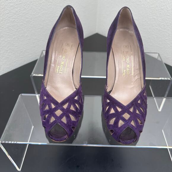 Vintage Bruno Magli Purple Suede Cutout Peep Toe Heels Pumps Italy Womens 6B - Picture 2 of 10